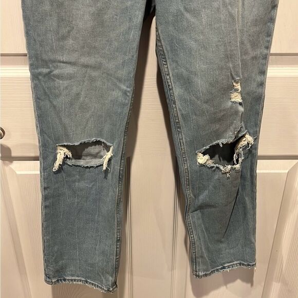 Abercrombie & Fitch The ankle straight light wash denim size 28/ 6 L NWT - Picture 5 of 9
